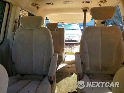Zdjęcie 10 z 13 samochodu: 2006 KIA SEDONA LX VIN:KNDMB233566034762 - miniatura