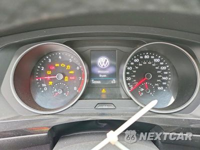Zdjęcie 9 z 13 samochodu: 2018 VOLKSWAGEN TIGUAN SE VIN:3VV2B7AX8JM110236 - miniatura