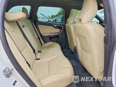 Zdjęcie 11 z 13 samochodu: 2015 VOLVO XC60 T6 PREMIER VIN:YV4902RK3F2721365 - miniatura