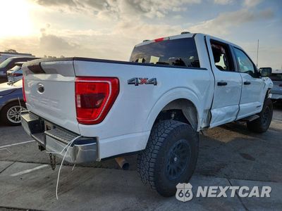 Trzecie zdjęcie samochodu z tyłu: 2023 FORD F150 SUPERCREW VIN:1FTFW1ED3PFB78535 - miniatura