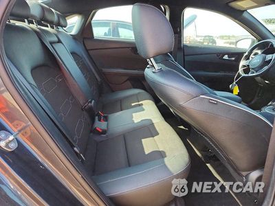 Zdjęcie 10 z 13 samochodu: 2023 KIA FORTE GT LINE VIN:3KPF54AD4PE679230 - miniatura