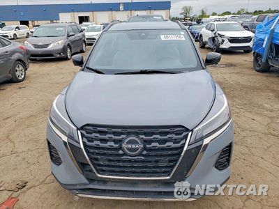 Piąte zdjęcie samochodu w środku: 2023 NISSAN KICKS SR VIN:3N1CP5DV5PL499647 - miniatura