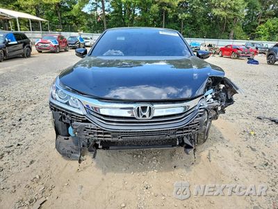 Piąte zdjęcie samochodu w środku: 2016 HONDA ACCORD SPORT VIN:1HGCR2F5XGA089244 - miniatura
