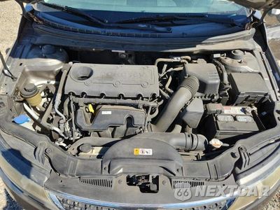 Zdjęcie 11 z 12 samochodu: 2013 KIA FORTE EX VIN:KNAFU4A21D5661614 - miniatura