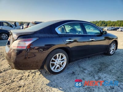 Trzecie zdjęcie samochodu z tyłu: 2013 NISSAN MAXIMA 3.5 S VIN:1N4AA5AP3DC815782 - miniatura