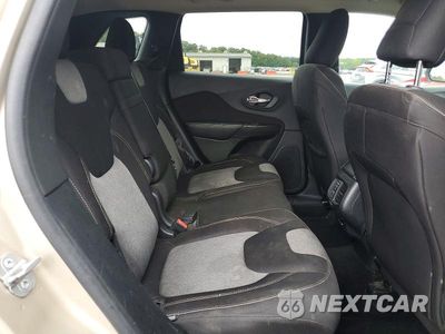 Zdjęcie 11 z 13 samochodu: 2014 JEEP CHEROKEE LATITUDE VIN:1C4PJMCS6EW200353 - miniatura