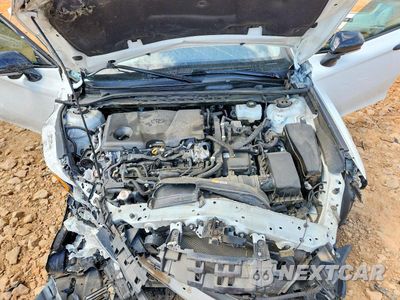 Zdjęcie 11 z 13 samochodu: 2022 TOYOTA CAMRY HYBRID SE NIGHTSHADE VIN:4T1T31AK2NU036102 - miniatura