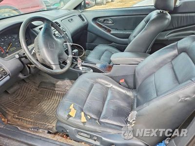 Zdjęcie 7 z 11 samochodu: 2000 HONDA ACCORD EX VIN:1HGCG2251YA040169 - miniatura