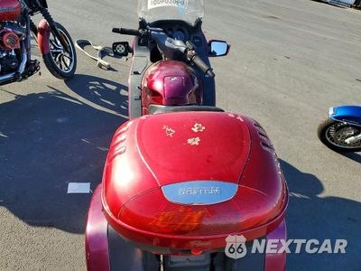 Zdjęcie 6 z 9 samochodu: 2002 HONDA ST1100 VIN:JH2SC26102M200052 - miniatura