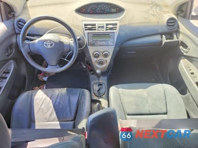 Zdjęcie 8 z 12 samochodu: 2012 TOYOTA YARIS FLEET VIN:JTDBT4K32CL020106 - miniatura