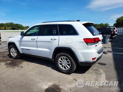 Drugie zdjęcie samochodu z przodu: 2020 JEEP GRAND CHEROKEE LAREDO VIN:1C4RJEAG6LC245448 - miniatura
