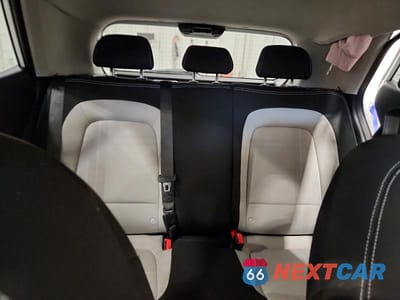 Zdjęcie 10 z 13 samochodu: 2023 HYUNDAI VENUE SEL VIN:KMHRC8A32PU273073 - miniatura