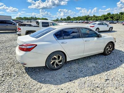 Trzecie zdjęcie samochodu z tyłu: 2017 HONDA ACCORD LX VIN:1HGCR2F31HA199745 - miniatura