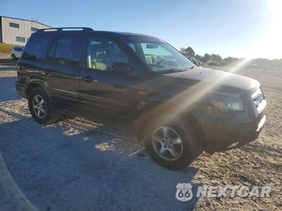 Czwarte zdjęcie samochodu z boku: 2006 HONDA PILOT EX VIN:5FNYF28646B011812 - miniatura