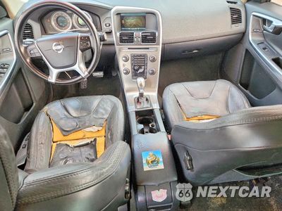 Zdjęcie 8 z 13 samochodu: 2013 VOLVO XC60 3.2 VIN:YV4952DL9D2404267 - miniatura