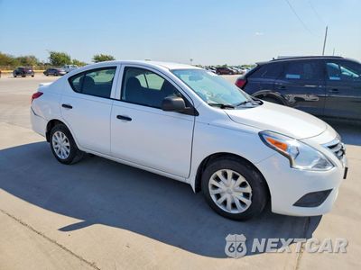 Czwarte zdjęcie samochodu z boku: 2015 NISSAN VERSA 1.6 S PLUS VIN:3N1CN7AP6FL877528 - miniatura
