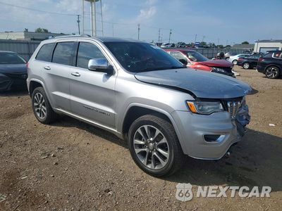 Czwarte zdjęcie samochodu z boku: 2017 JEEP GRAND CHEROKEE OVERLAND VIN:1C4RJFCG3HC695536 - miniatura
