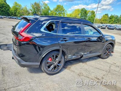 Trzecie zdjęcie samochodu z tyłu: 2025 HONDA CR-V SPORT TOURING VIN:5J6RS6H91SL010135 - miniatura