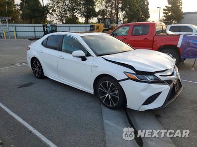 Czwarte zdjęcie samochodu z boku: 2020 TOYOTA CAMRY SE VIN:4T1J31AK4LU544401 - miniatura