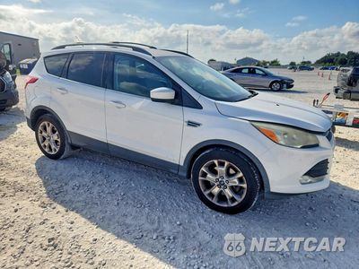 Czwarte zdjęcie samochodu z boku: 2013 FORD ESCAPE SE VIN:1FMCU0G9XDUD01522 - miniatura