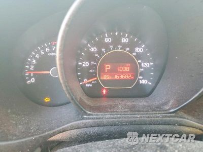Zdjęcie 9 z 12 samochodu: 2017 KIA SOUL BASE VIN:KNDJN2A20H7499970 - miniatura