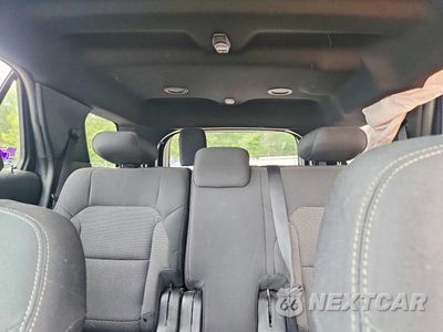 Zdjęcie 10 z 13 samochodu: 2019 FORD EXPLORER XLT VIN:1FM5K8D8XKGA45497 - miniatura