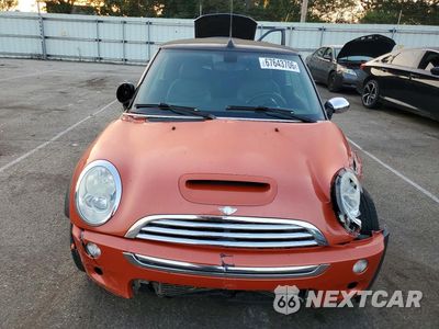 Piąte zdjęcie samochodu w środku: 2006 MINI COOPER S VIN:WMWRH33536TK59367 - miniatura