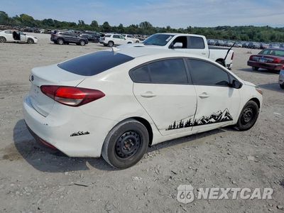 Trzecie zdjęcie samochodu z tyłu: 2017 KIA FORTE LX VIN:3KPFK4A75HE030167 - miniatura