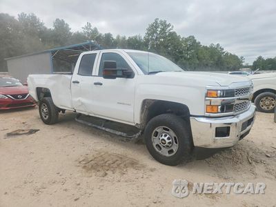 Czwarte zdjęcie samochodu z boku: 2019 CHEVROLET SILVERADO C2500 HEAVY DUTY VIN:2GC2CREG3K1208973 - miniatura