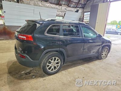 Trzecie zdjęcie samochodu z tyłu: 2017 JEEP CHEROKEE LATITUDE VIN:1C4PJMCB1HW531121 - miniatura