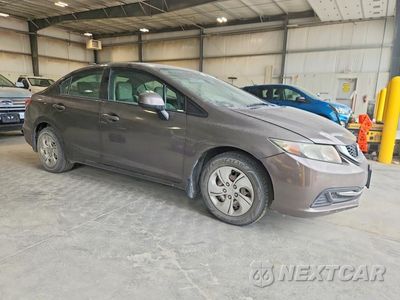 Czwarte zdjęcie samochodu z boku: 2013 HONDA CIVIC VIN:2HGFB2F50DH582283 - miniatura