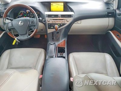 Zdjęcie 8 z 13 samochodu: 2010 LEXUS RX 450H VIN:JTJZB1BA8A2001039 - miniatura