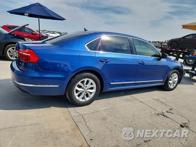 Trzecie zdjęcie samochodu z tyłu: 2016 VOLKSWAGEN PASSAT S VIN:1VWAT7A38GC029362 - miniatura