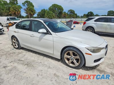 Czwarte zdjęcie samochodu z boku: 2013 BMW 3 SERIES 328 XI VIN:WBA3B3C56DF535169 - miniatura