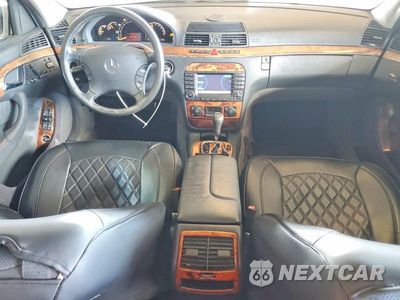 Zdjęcie 8 z 12 samochodu: 2006 MERCEDES-BENZ S 500 VIN:WDBNG75J96A464496 - miniatura