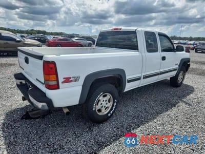 Trzecie zdjęcie samochodu z tyłu: 1999 CHEVROLET SILVERADO K1500 VIN:1GCEK19TXXE108402 - miniatura