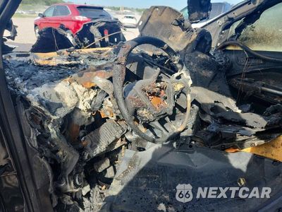 Zdjęcie 9 z 13 samochodu: 2019 FORD ESCAPE SE VIN:1FMCU9GD6KUA04284 - miniatura