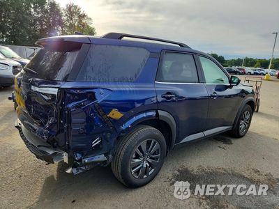 Trzecie zdjęcie samochodu z tyłu: 2026 NISSAN PATHFINDER SV VIN:5N1DR3BE3TC263633 - miniatura