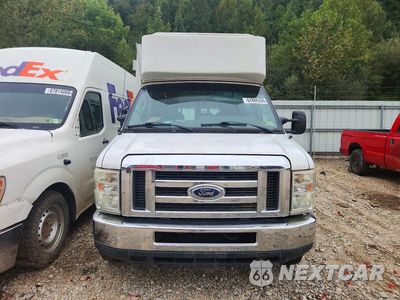 Piąte zdjęcie samochodu w środku: 2013 FORD E350 SHUTTLE BUS VIN:1FTDS3EL8DDA47680 - miniatura