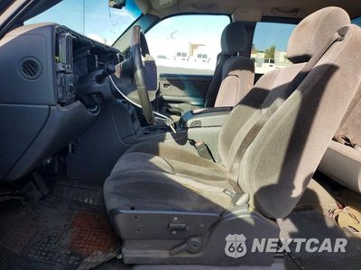 Zdjęcie 7 z 12 samochodu: 2003 GMC NEW SIERRA VIN:2GTEC19T631243272 - miniatura