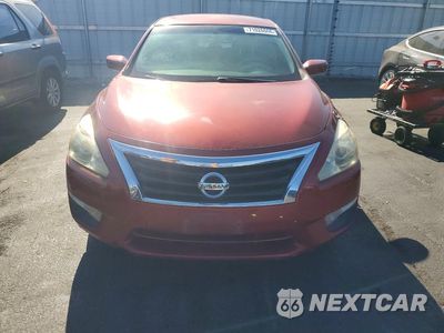 Piąte zdjęcie samochodu w środku: 2014 NISSAN ALTIMA 2.5 S VIN:1N4AL3AP2EC158425 - miniatura