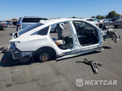 Trzecie zdjęcie samochodu z tyłu: 2018 HONDA ACCORD HYBRID EXL VIN:1HGCV3F5XJA005576 - miniatura