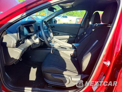 Zdjęcie 7 z 12 samochodu: 2025 HYUNDAI ELANTRA SEL SPORT VIN:KMHLM4DG5SU934808 - miniatura