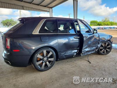 Trzecie zdjęcie samochodu z tyłu: 2024 ROLLS-ROYCE CULLINAN VIN:SLATV4C02RU225034 - miniatura