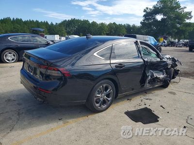 Trzecie zdjęcie samochodu z tyłu: 2026 HONDA ACCORD HYBRID EXL VIN:1HGCY2F61TA028208 - miniatura