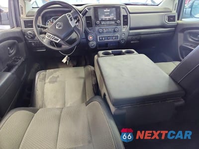 Zdjęcie 8 z 13 samochodu: 2021 NISSAN TITAN S VIN:1N6AA1EC2MN509359 - miniatura