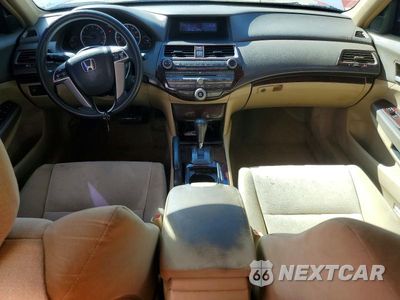 Zdjęcie 8 z 12 samochodu: 2008 HONDA ACCORD LXP VIN:1HGCP26448A057937 - miniatura