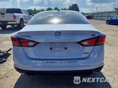 Zdjęcie 6 z 13 samochodu: 2023 NISSAN ALTIMA SR VIN:1N4BL4CW5PN330744 - miniatura