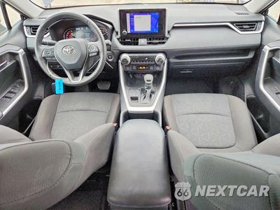 Zdjęcie 8 z 13 samochodu: 2023 TOYOTA RAV4 XLE VIN:2T3P1RFV3PW334113 - miniatura