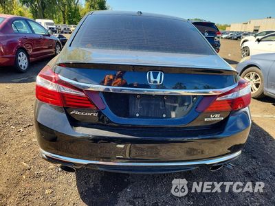 Zdjęcie 6 z 12 samochodu: 2017 HONDA ACCORD TOURING VIN:1HGCR3F99HA019616 - miniatura